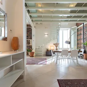  Apartament Amenano B&B & Apartments